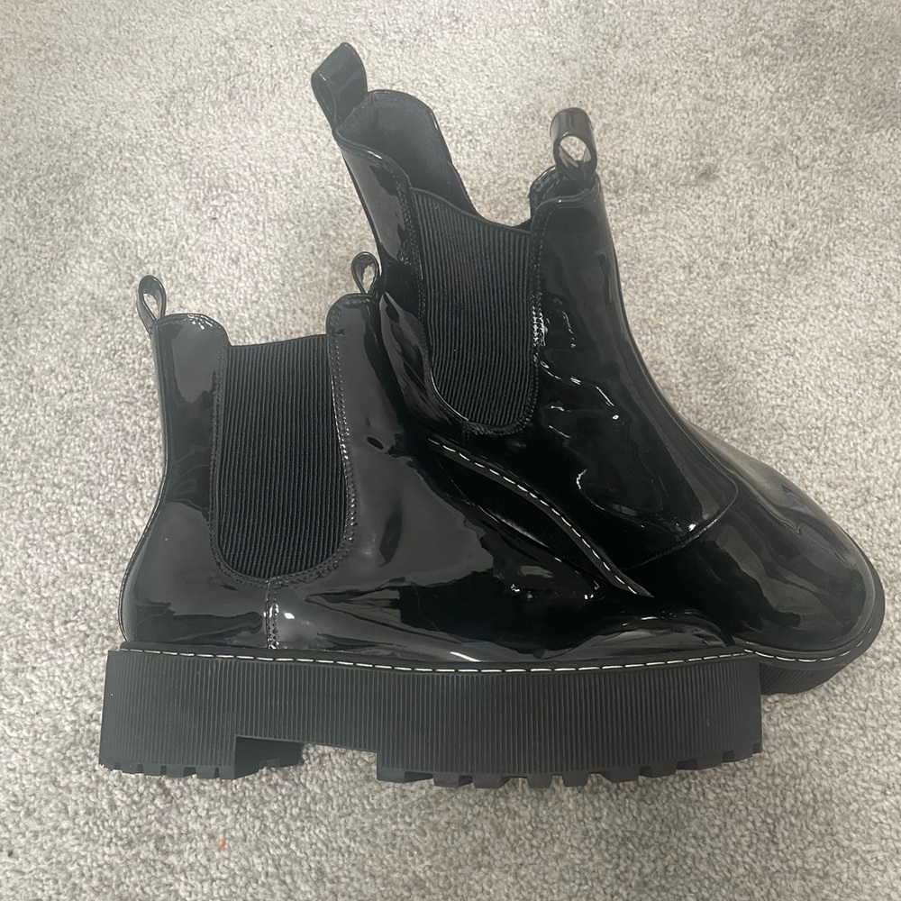 H&M Chunky Chelsea Boot - Picture 3 of 9